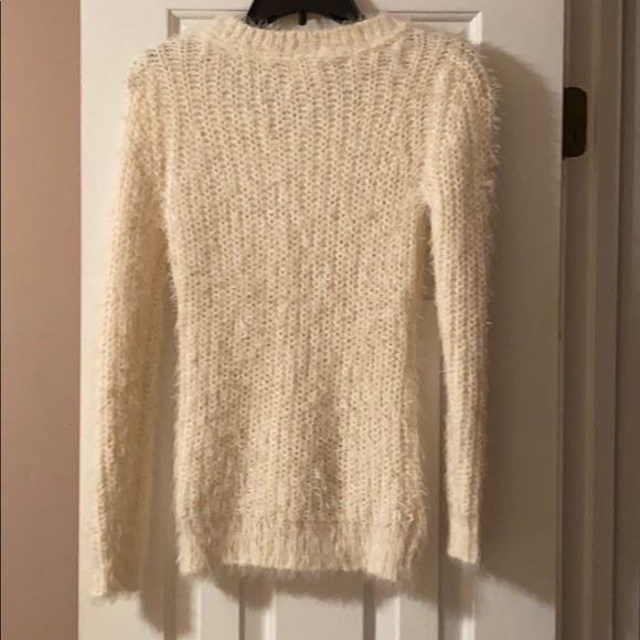 Sweater - Picture 2 of 4